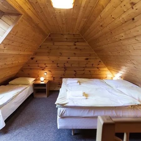 Angela Domki I Pokoje Holiday park