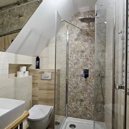 Angela I * ポビエロボ