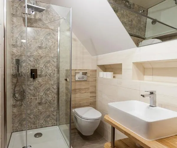 Angela I * 포비에로보