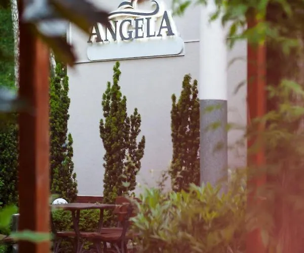 홀리데이파크 Angela I *