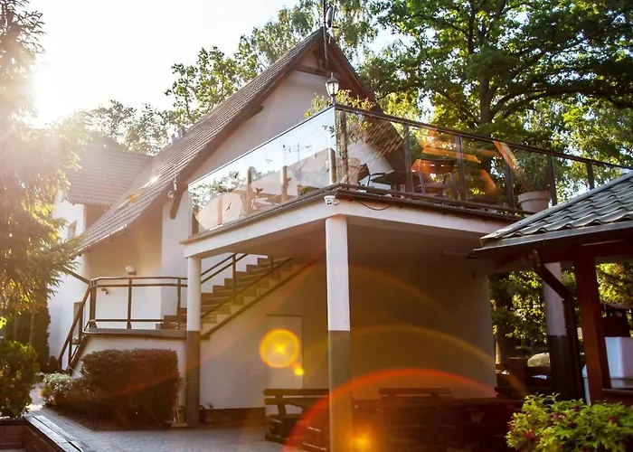 Angela I 假日公园 *