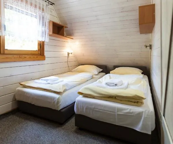 Angela I 假日公园 *