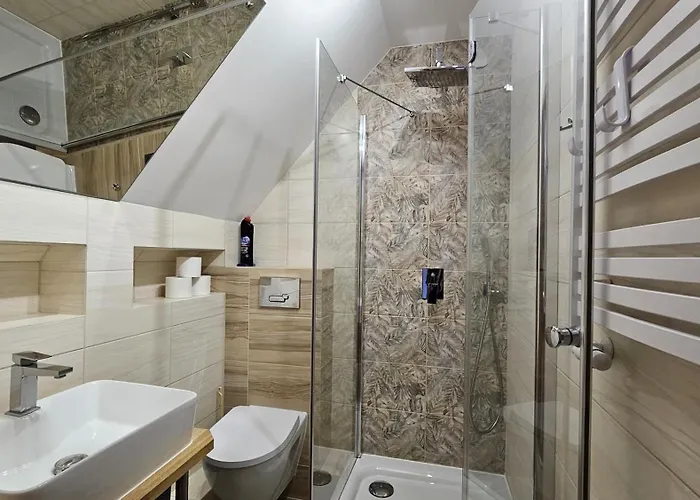 Angela I * 波别罗沃